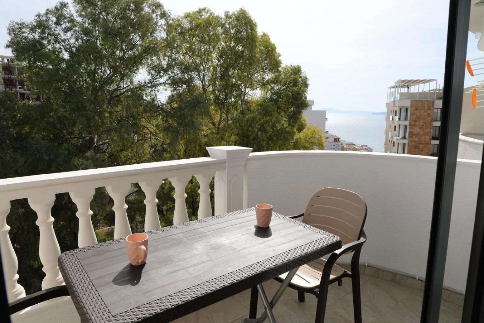 Gjashtë Motra Apartment