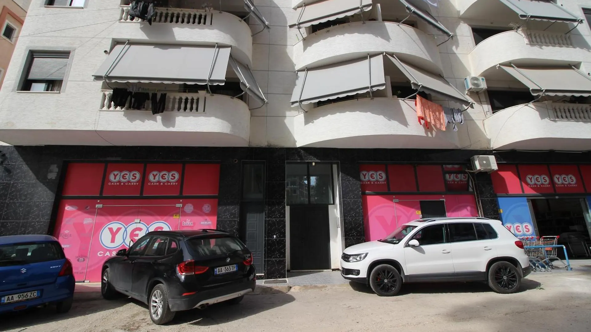 Gjashtë Motra Apartment